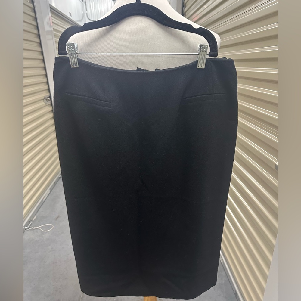 Doncaster Classic Black Wool Blend Pencil Skirt